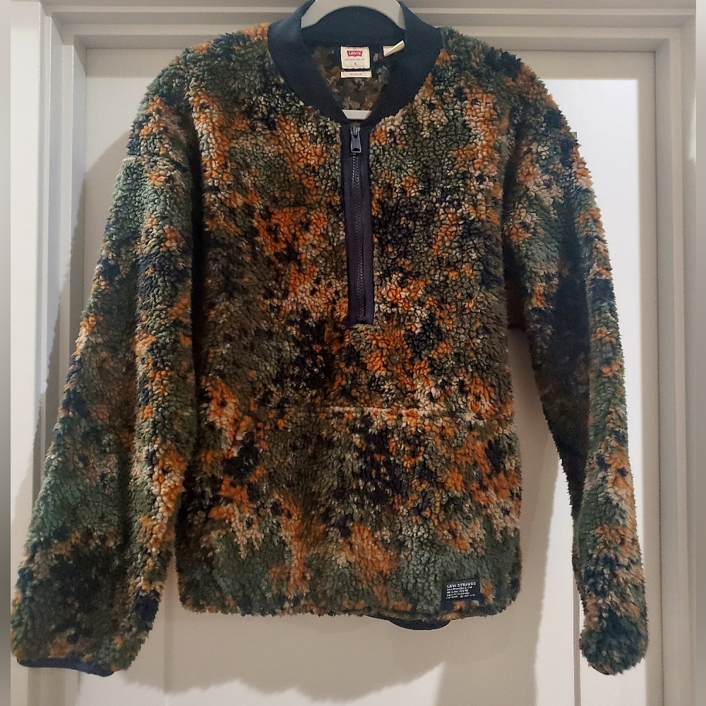 Levi's Camo Quarter Zip Pullover Jacket